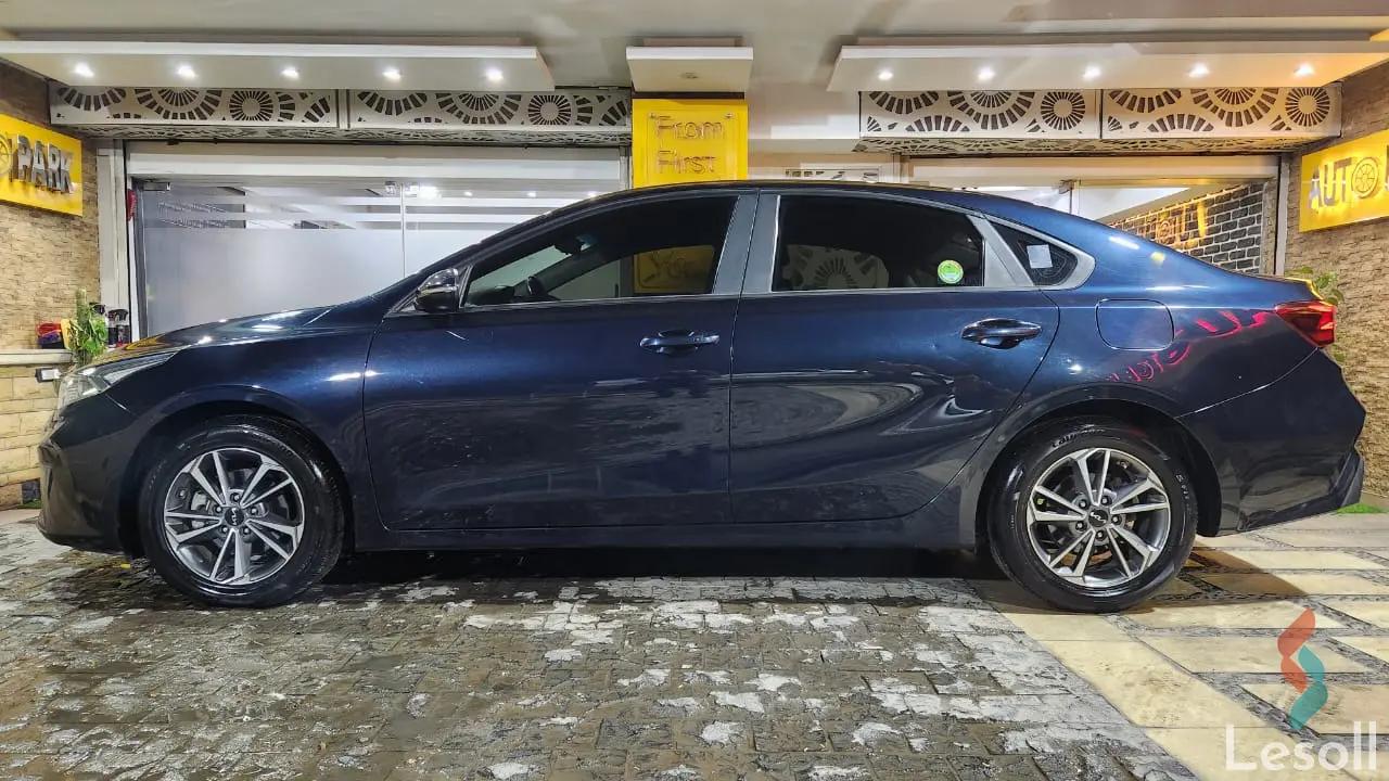 Kia k3 automatic used navy blue model 2022