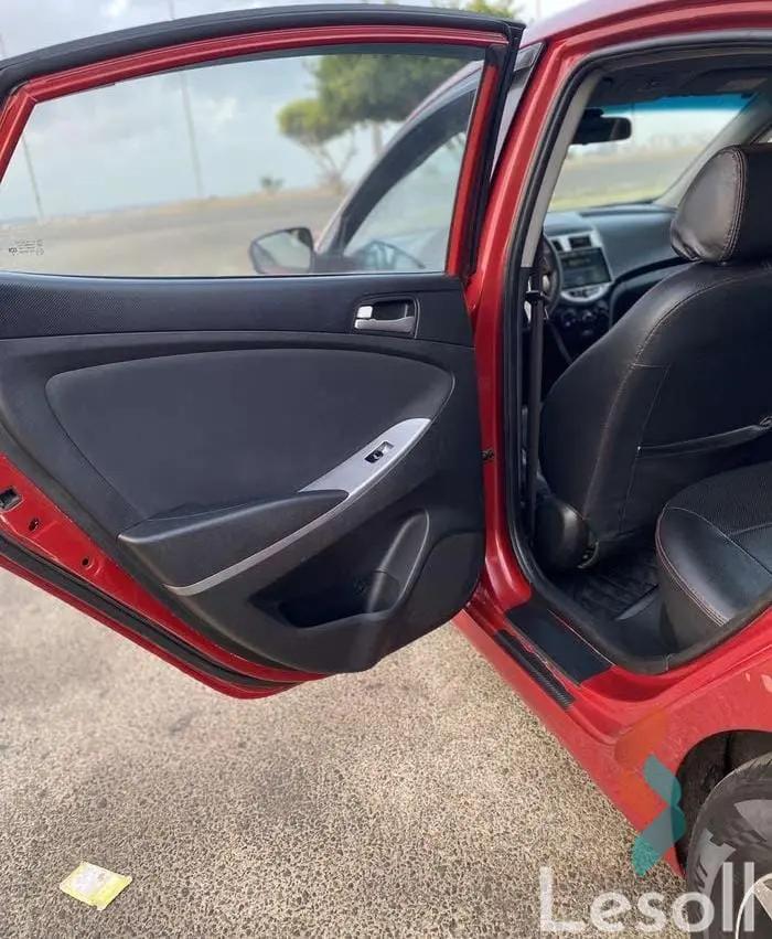 هيونداي إلنترا اوتوماتك مستعملة نبيتي موديل 2016 - صورة 3