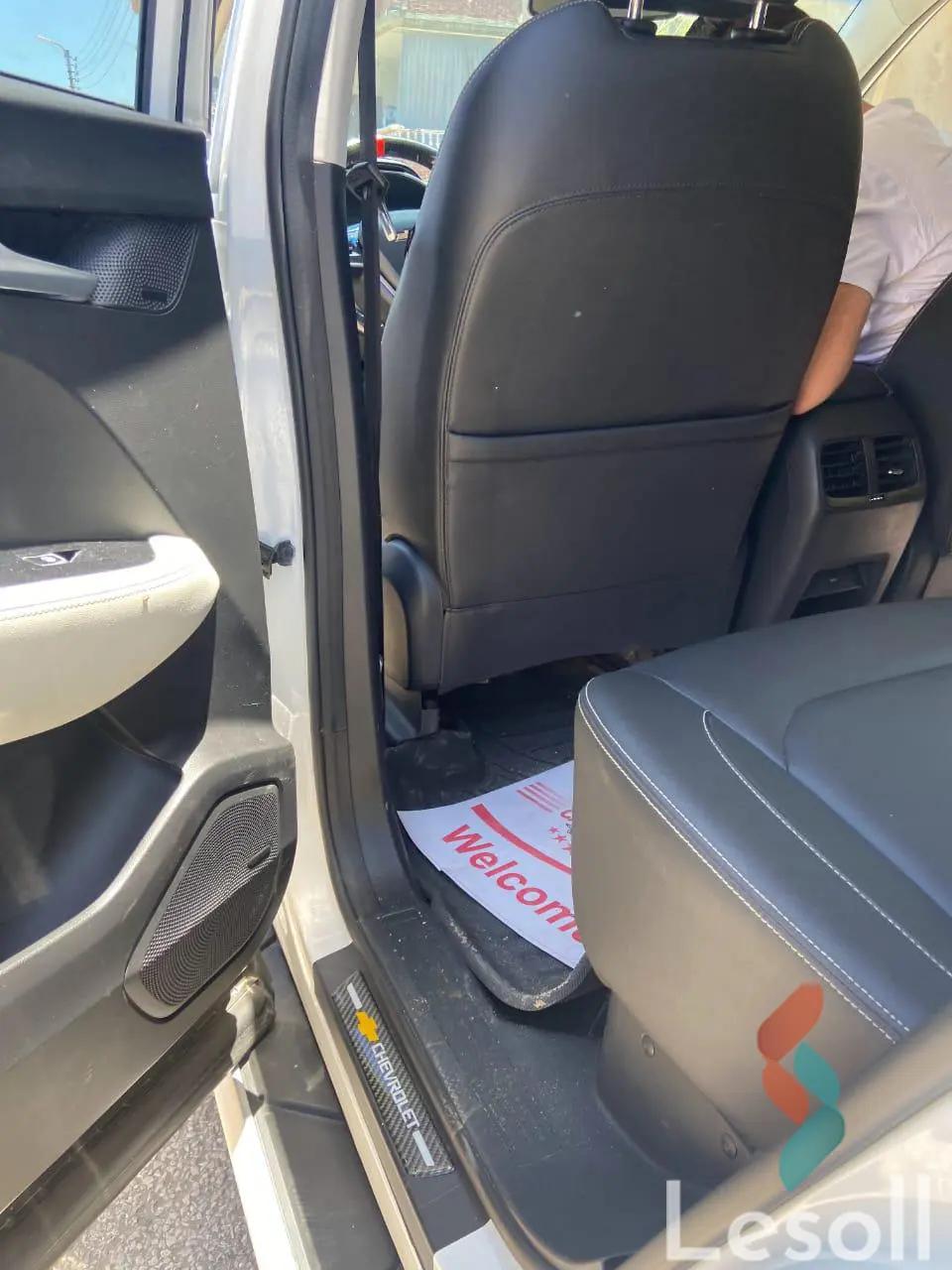 شيفروليه كابتيفا اوتوماتك مستعملة أبيض موديل 2021 - صورة 4