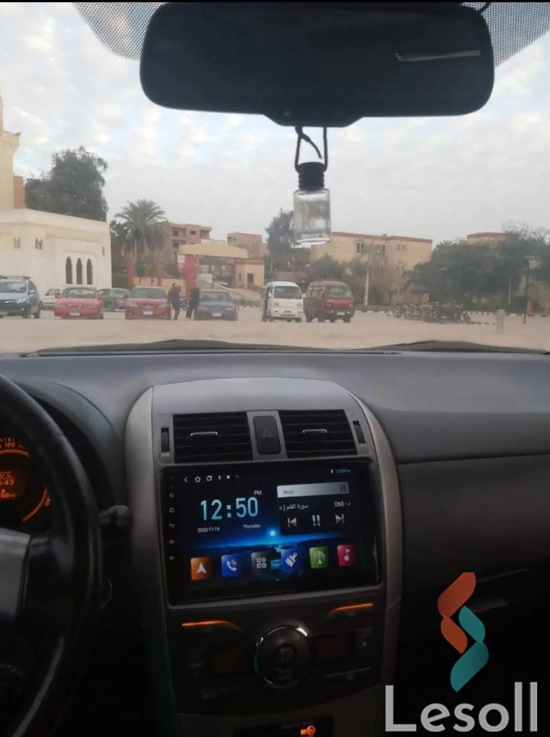 تويوتا كورولا اوتوماتك مستعملة فضي موديل 2008 - صورة 2