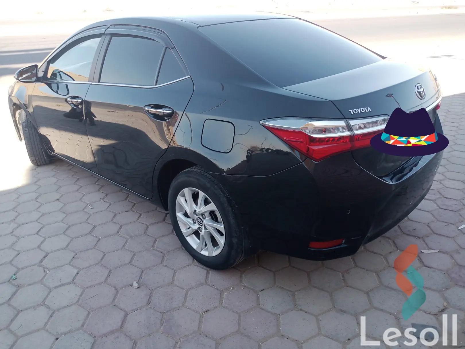 تويوتا كورولا اوتوماتك مستعملة أسود موديل 2017 - كل الصور