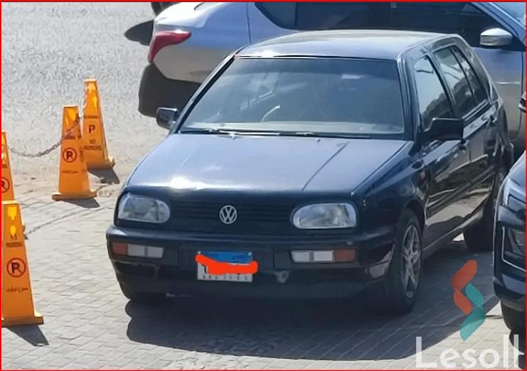 فولكس واجن جولف مانيوال جديدة أسود موديل 1994