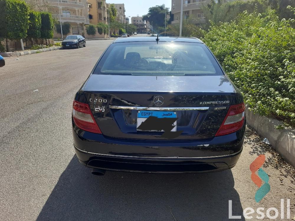 مرسيدس بنز سي كلاس اوتوماتك مستعملة أزرق موديل 2009