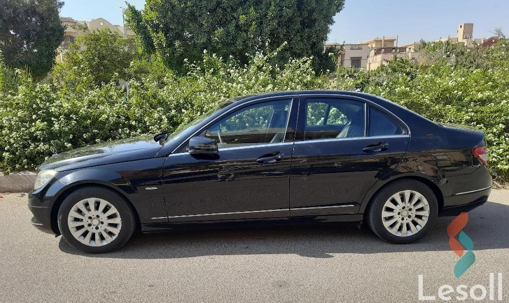 مرسيدس بنز سي كلاس اوتوماتك مستعملة أزرق موديل 2009 - كل الصور