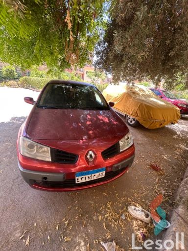 رينو ميجان اوتوماتك مستعملة أحمر موديل 2007