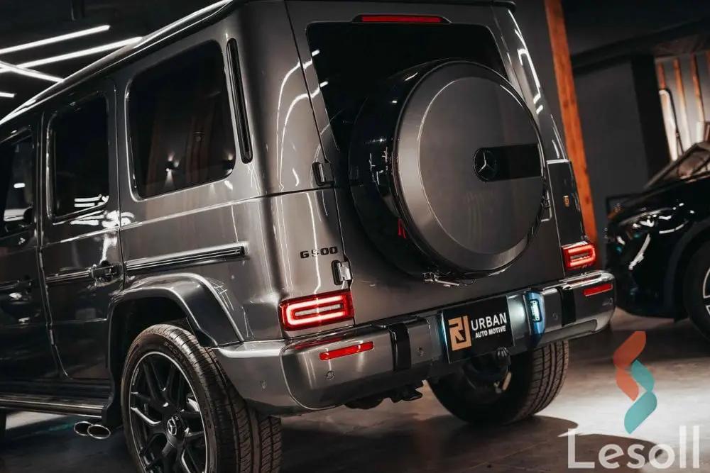 مرسيدس بنز جي كلاس مانيوال مستعملة فضي موديل 2022