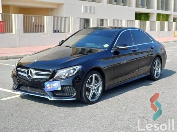 مرسيدس بنز ٢٠٠ سي اوتوماتك مستعملة أسود موديل 2020