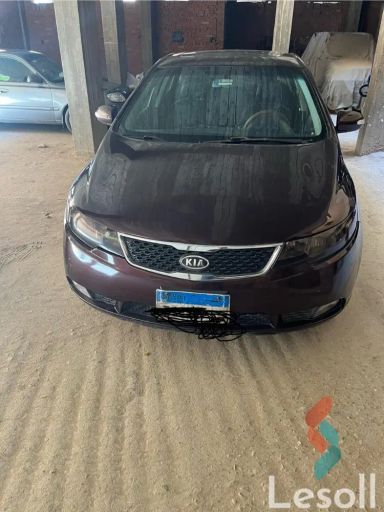 Kia cerato automatic used maroon model 2010