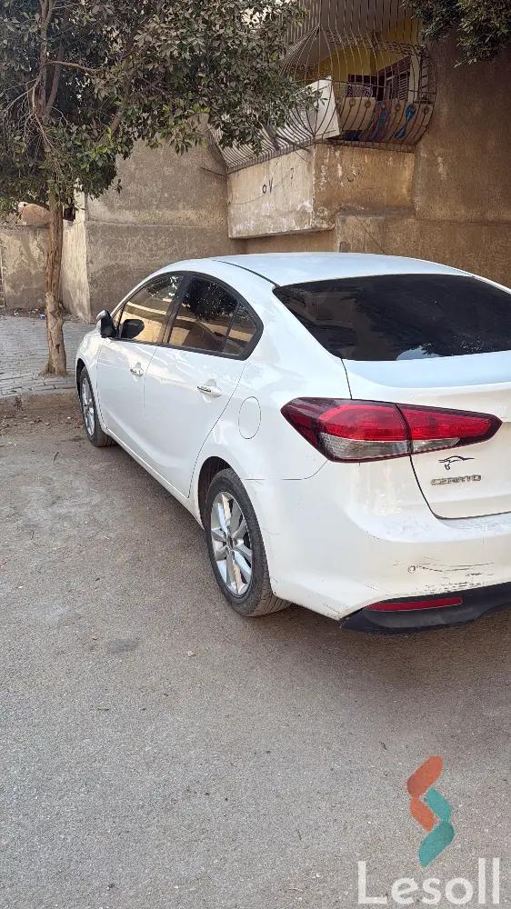 Kia cerato automatic used white model 2018