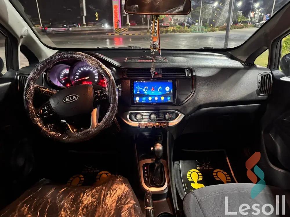 كيا ريو اوتوماتك مستعملة رمادي داكن موديل 2012 - كل الصور