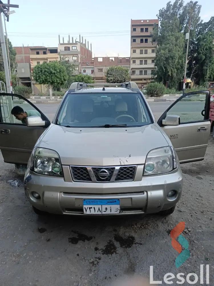 نيسان إكس-تريل اوتوماتك مستعملة فضي موديل 2007 - الصورة الرئيسية