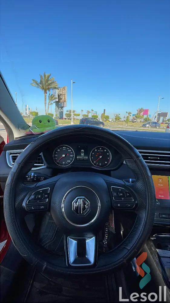 MG 5 automatic used red model 2022