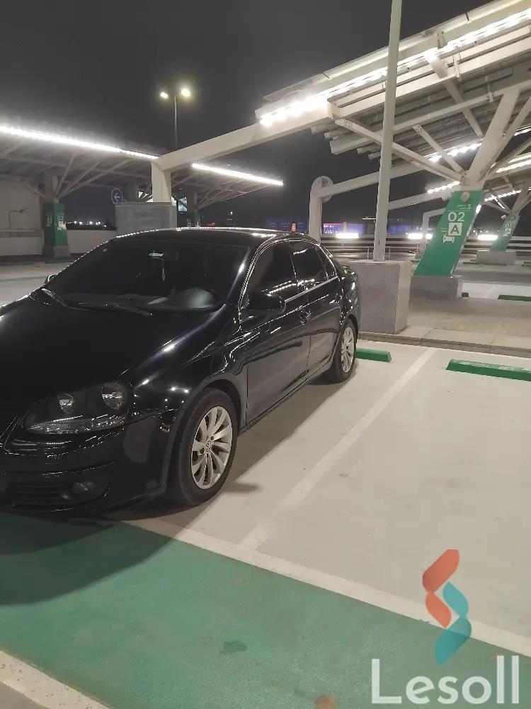 فولكس واجن جيتا اوتوماتك مستعملة أسود موديل 2010 - صورة 3