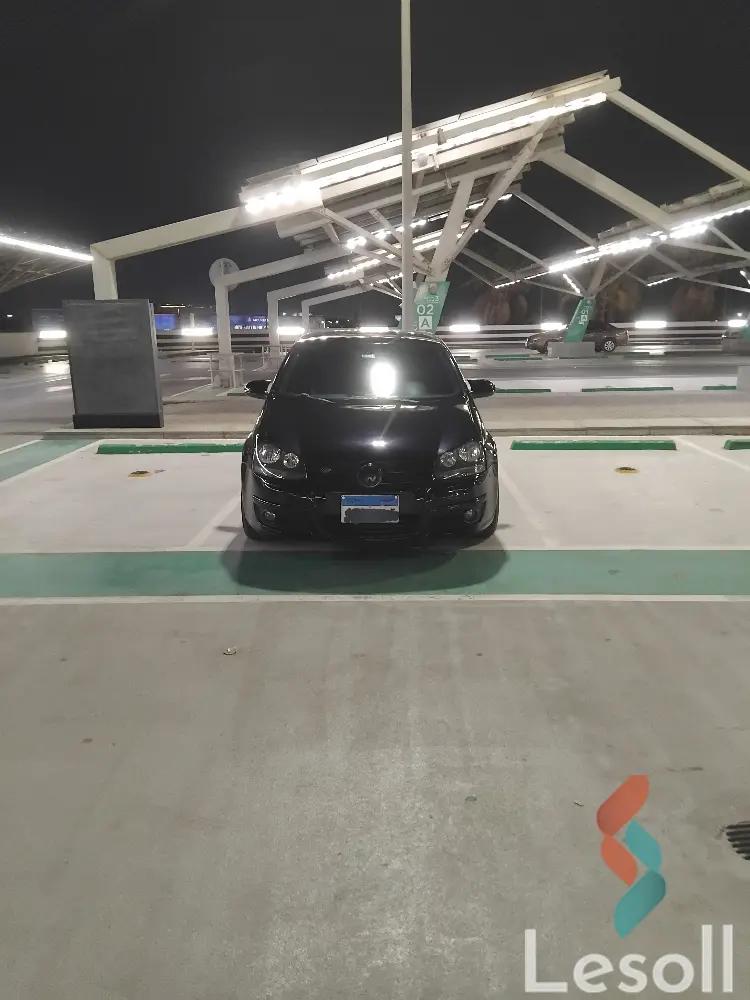 فولكس واجن جيتا اوتوماتك مستعملة أسود موديل 2010 - صورة 4