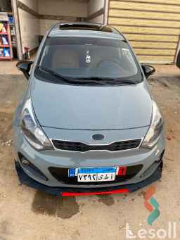 Kia rio automatic used silver model 2013