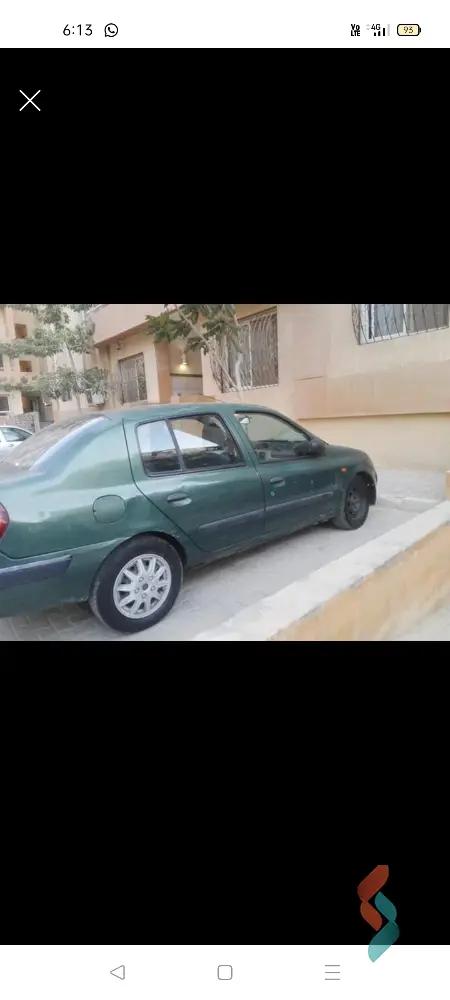 رينو كليو اوتوماتك مستعملة أخضر موديل 2005