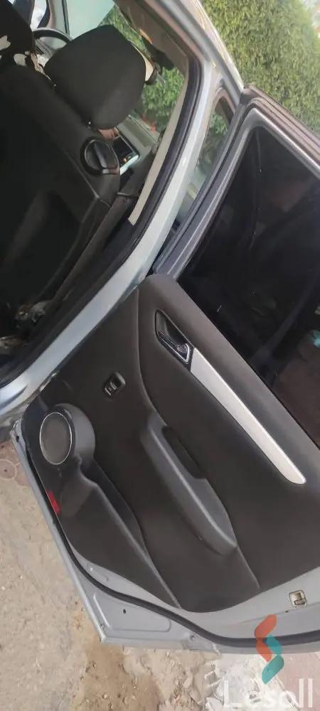 مرسيدس بنز بي ١٨٠ اوتوماتك مستعملة فضي موديل 2007