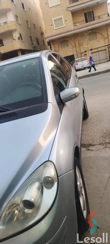 مرسيدس بنز بي ١٨٠ اوتوماتك مستعملة فضي موديل 2007