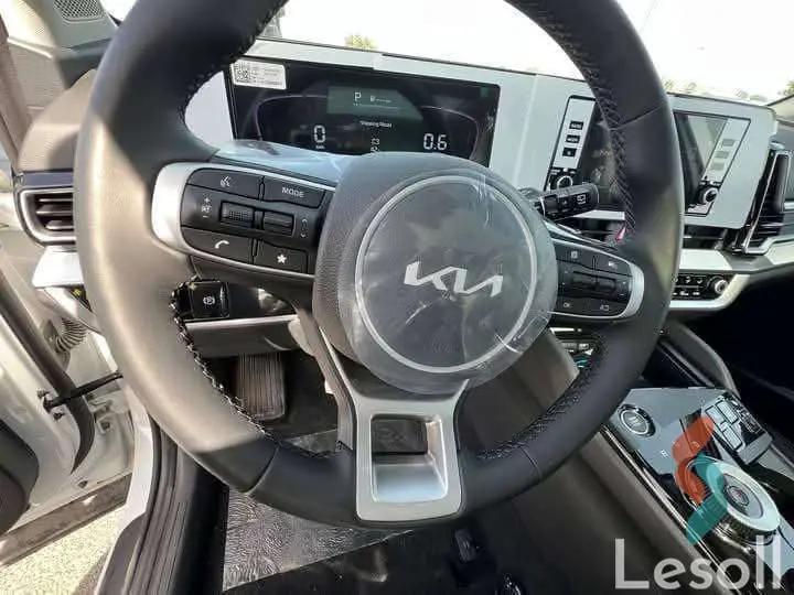 كيا سبورتاج اوتوماتك جديدة أبيض موديل 2025 - كل الصور