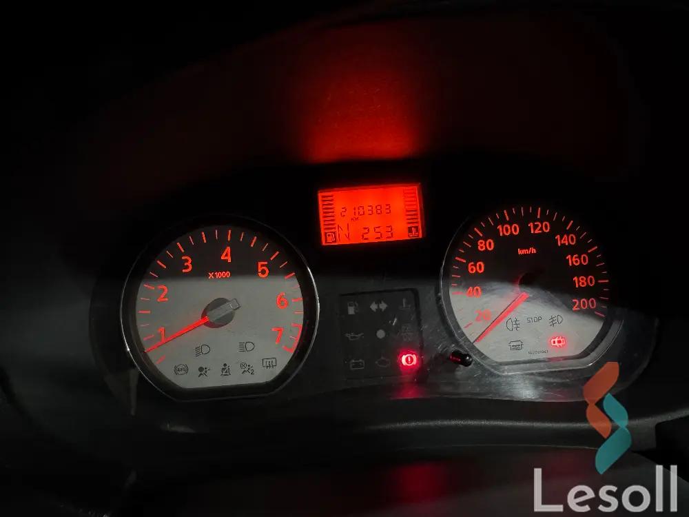 رينو لوجان اوتوماتك مستعملة نبيتي موديل 2014 - صورة 3