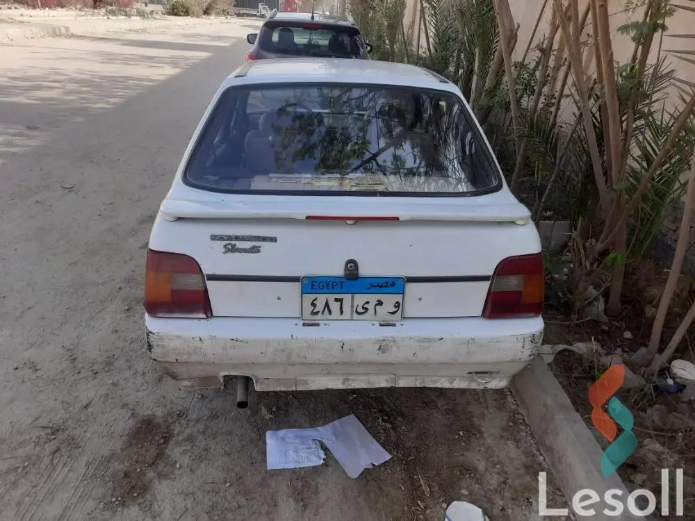 دايو ريزر مانيوال مستعملة أبيض موديل 2004