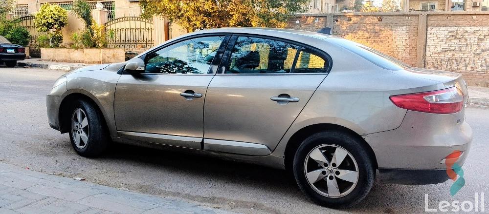 رينو فلوينس اوتوماتك مستعملة شمبان موديل 2012