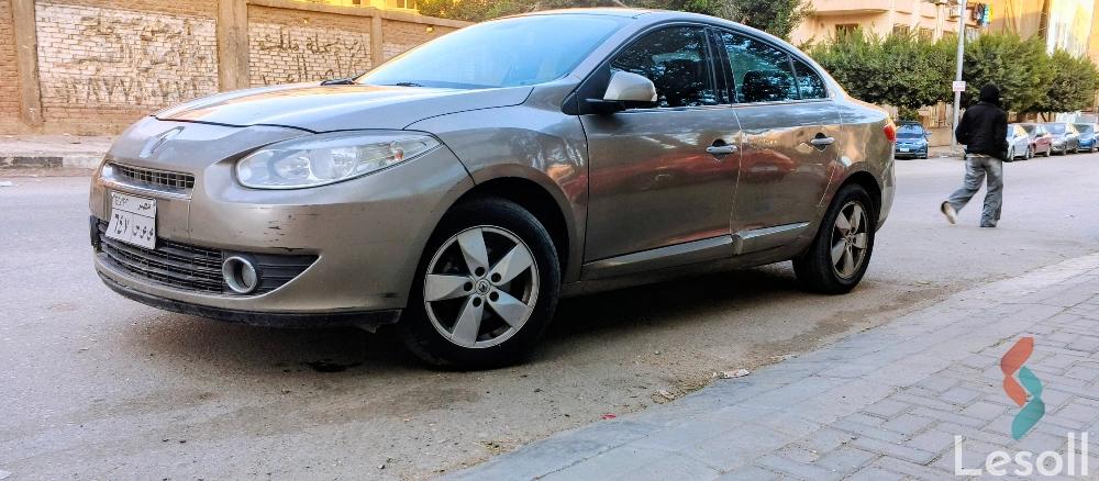 رينو فلوينس اوتوماتك مستعملة شمبان موديل 2012
