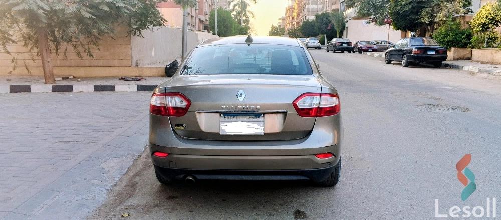 رينو فلوينس اوتوماتك مستعملة شمبان موديل 2012 - كل الصور