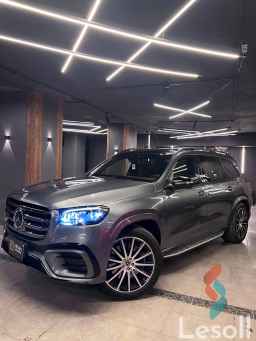 Mercedes-Benz gls 580 automatic new dark gray model 2025