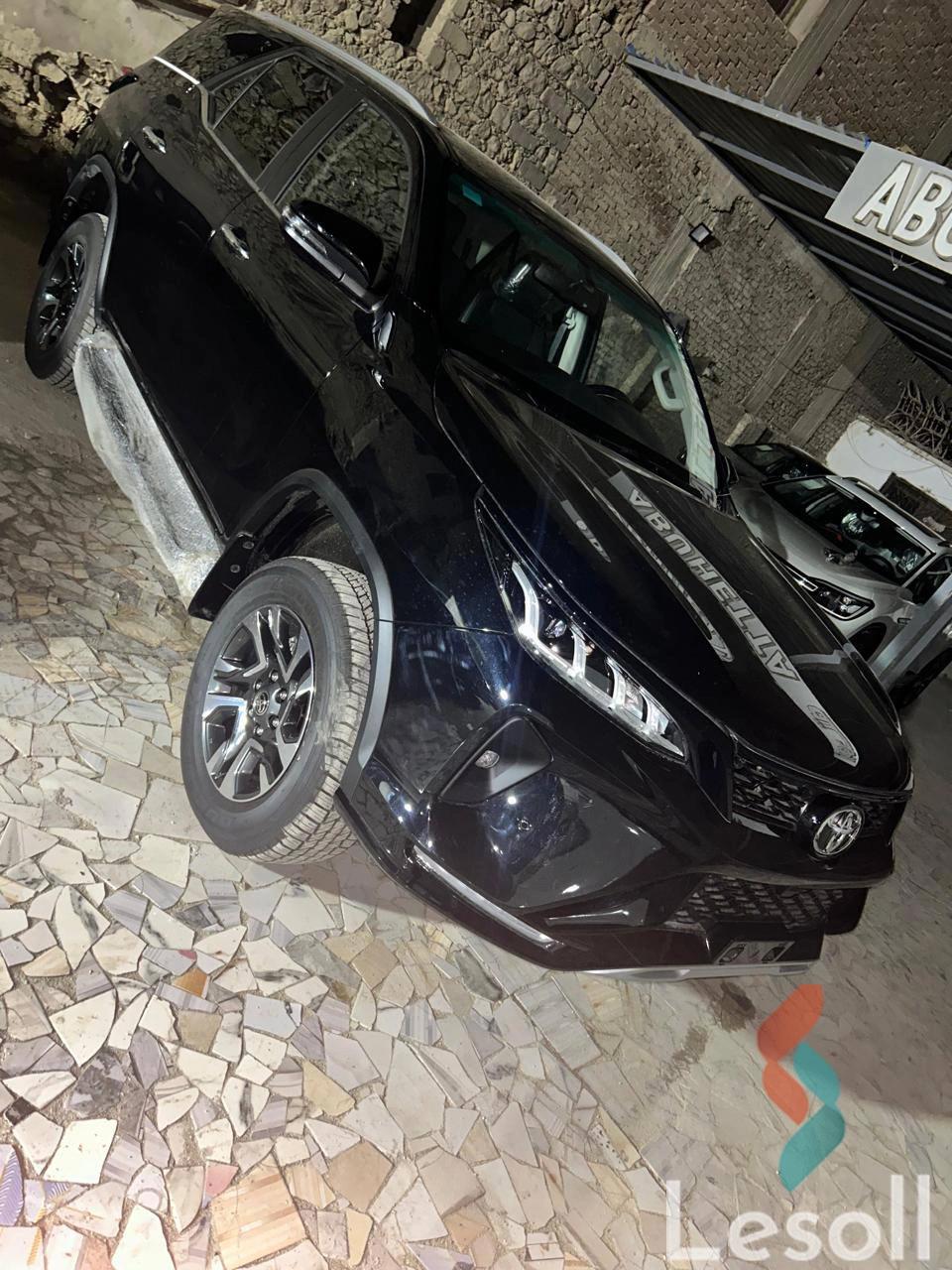 تويوتا فورتشنر اوتوماتك جديدة أسود موديل 2026