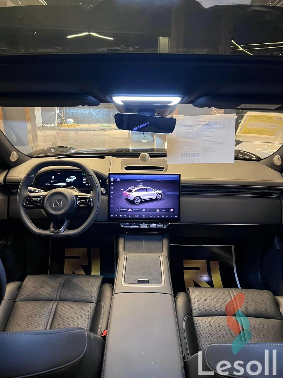 لاند روفر لاند روفر اوتوماتك جديدة أسود موديل 2025