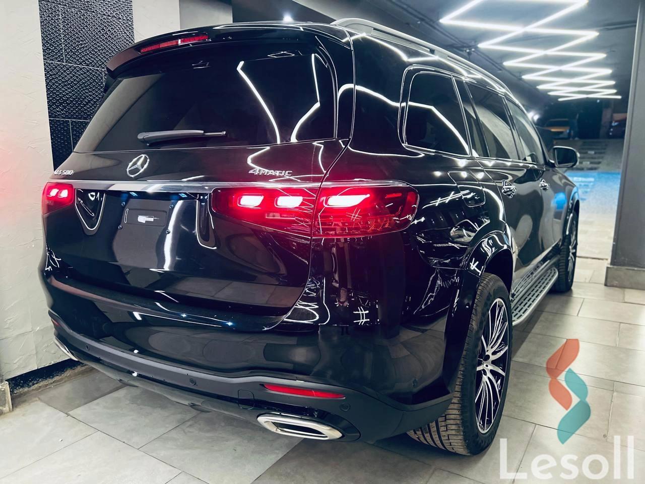 مرسيدس بنز جي إل إس ٥٨٠ اوتوماتك جديدة أسود موديل 2025 - كل الصور