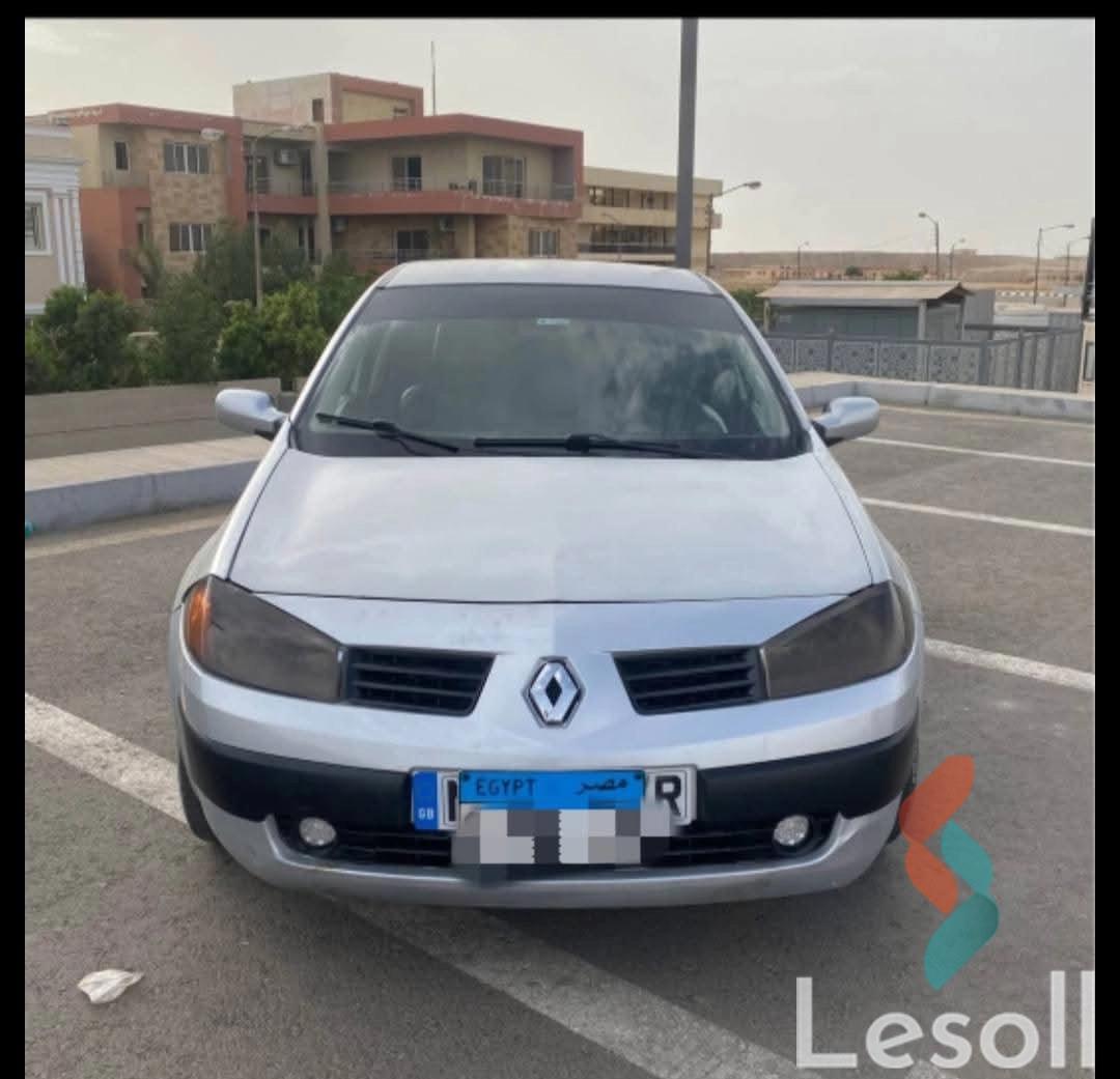 رينو ميجان اوتوماتك مستعملة فضي موديل 2006