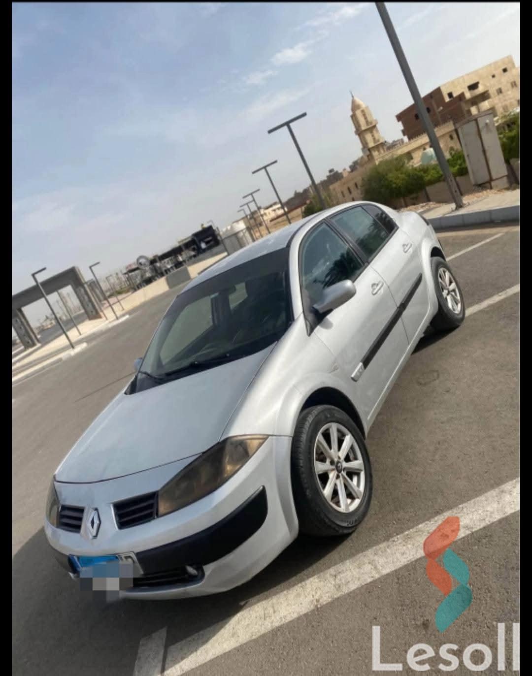 رينو ميجان اوتوماتك مستعملة فضي موديل 2006