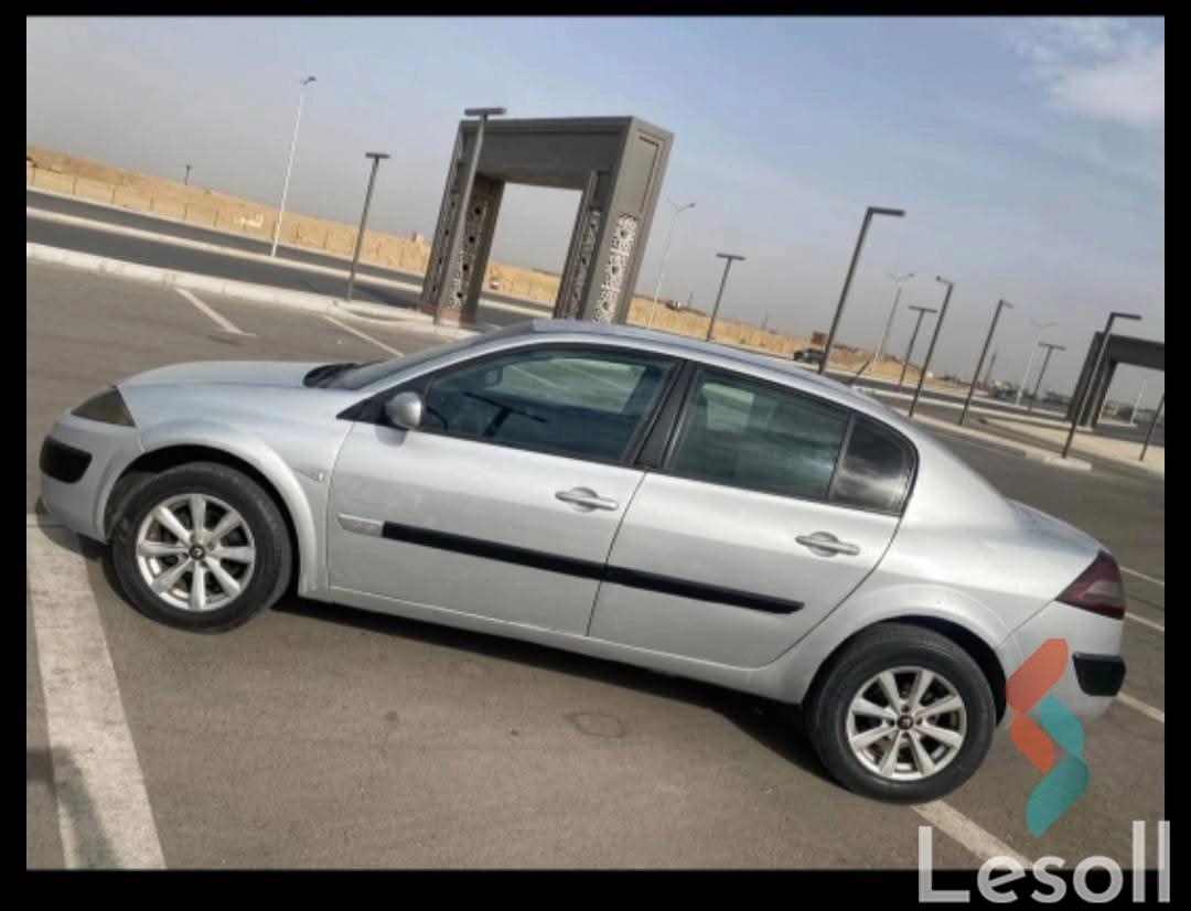 رينو ميجان اوتوماتك مستعملة فضي موديل 2006