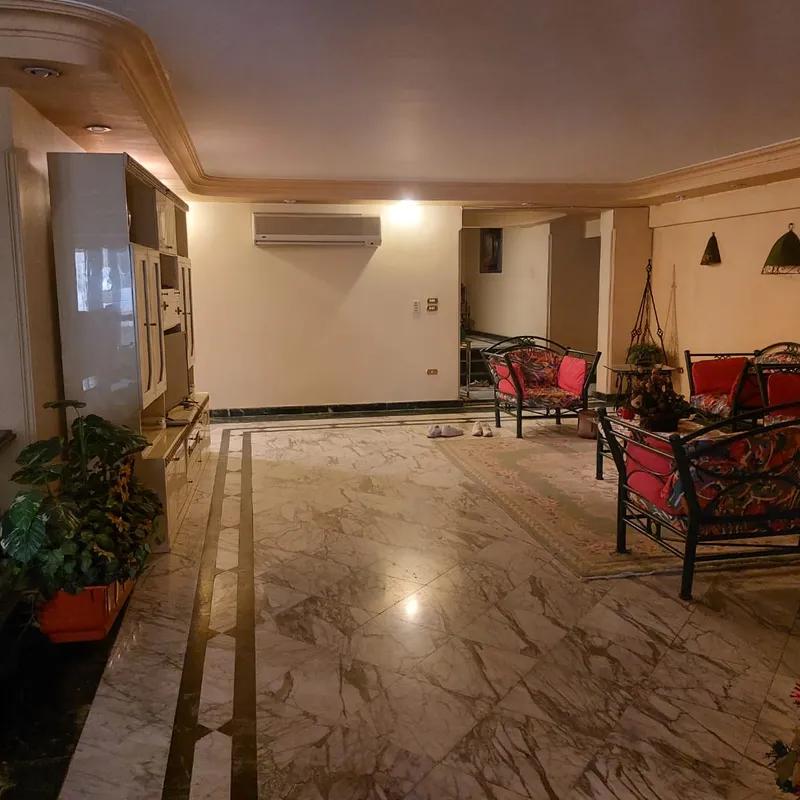 Apartment for sale with an data.area 325 meters and 4 data.rooms in Dokki Giza