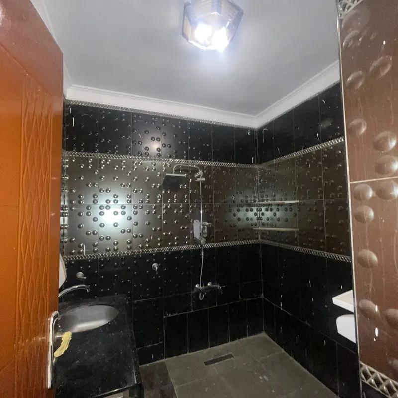 شقة للبيع بمساحة 250 متر و 5 غرف في الهرم الجيزة - صورة 4