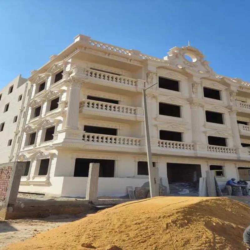 Apartment for sale with an data.area 190 meters and 3 data.rooms in Cheikh Zayed Giza - Image 3