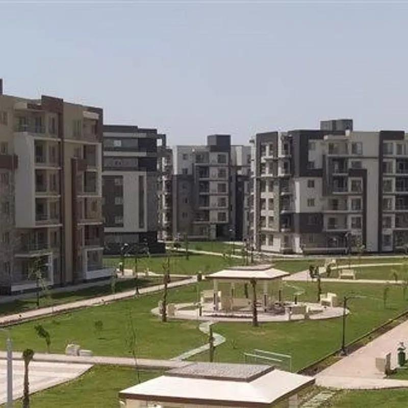 Apartment for sale with an data.area 130 meters and 3 data.rooms in Cheikh Zayed Giza - Image 3