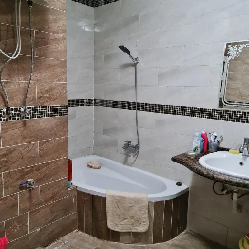 Apartment with garden for sale with an data.area 130 meters and 3 data.rooms in Giza - Image 4