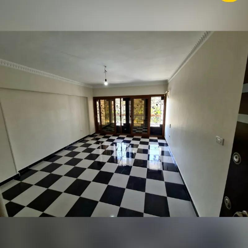 شقة للبيع بمساحة 150 متر و 3 غرف في الشرقية - صورة 4