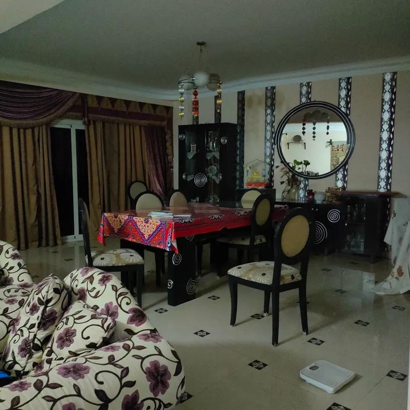 شقة للبيع بمساحة 255 متر و 4 غرف في المعادى القاهرة - كل الصور