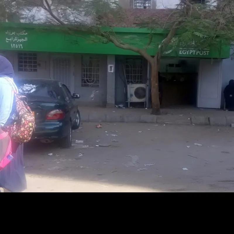 Apartment for sale with an data.area 135 meters and 3 data.rooms in El Sharabeya Cairo