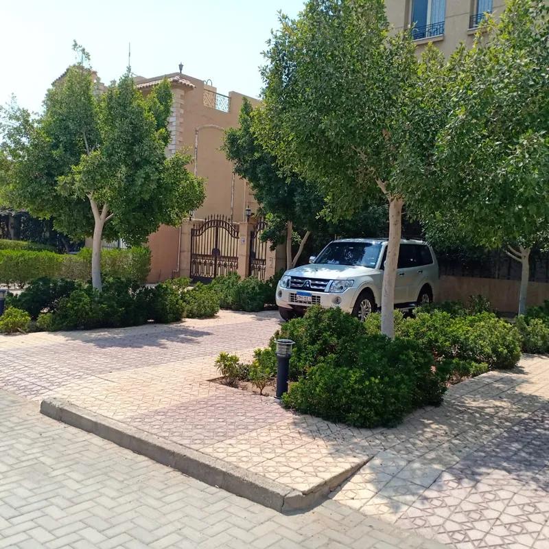 شقة للبيع بمساحة 525 متر و 6 غرف في القاهرة