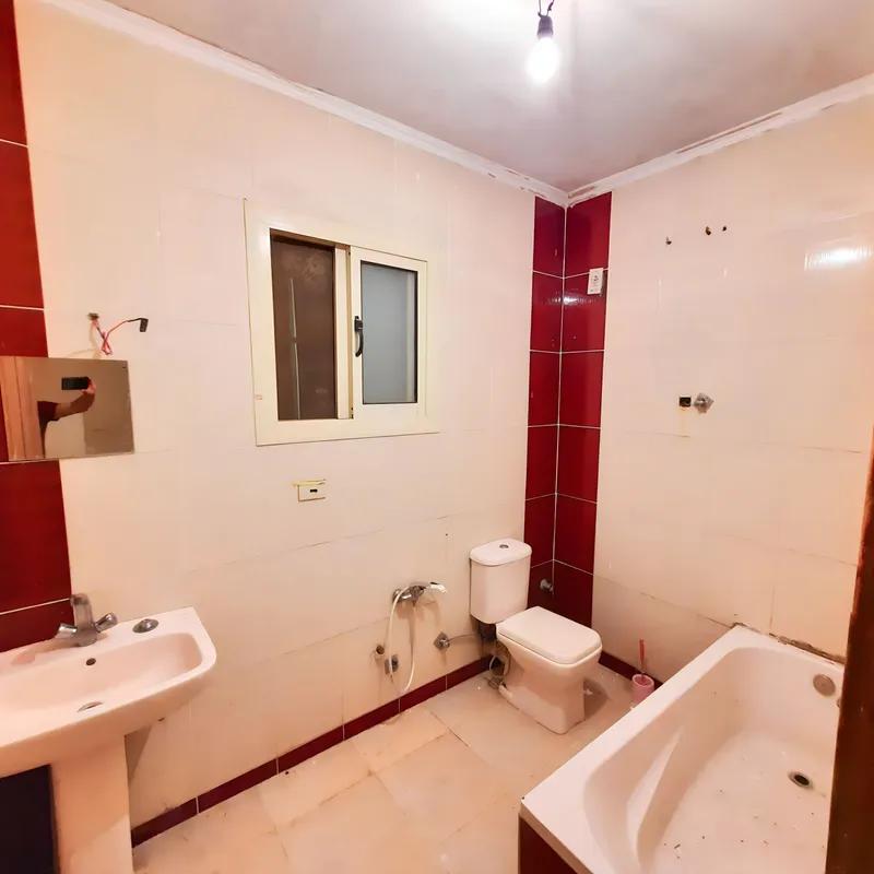 Apartment for sale with an data.area 120 meters and 2 room in Nasr City Cairo - Image 4