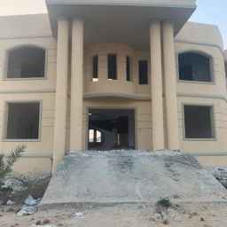 قصر للبيع بالتقسيط في العبور 2000 متر
