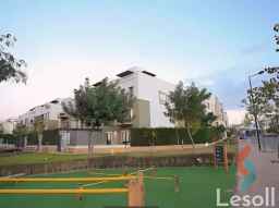 تاون هاوس في ويست تاون