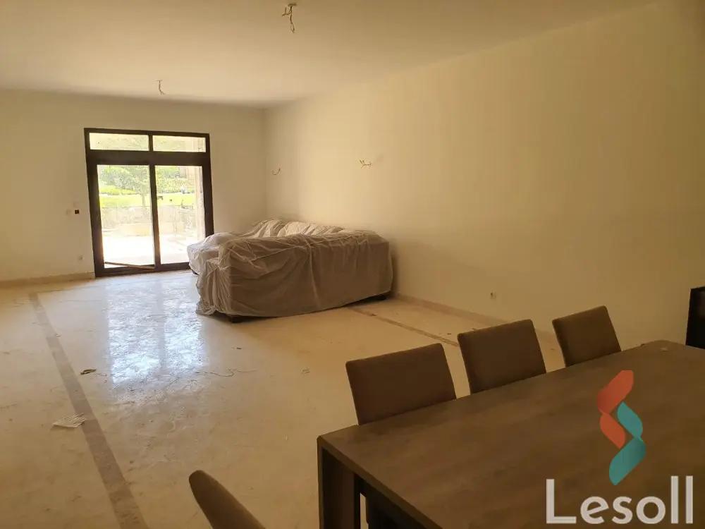 شقة بحديقة للايجار الشهري بمساحة 200 متر و 32 غرف في القاهرة الجديدة القاهرة