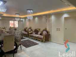 شقه مفروشه ومكيفه للايجار في الشيخ زايد الحي السابع