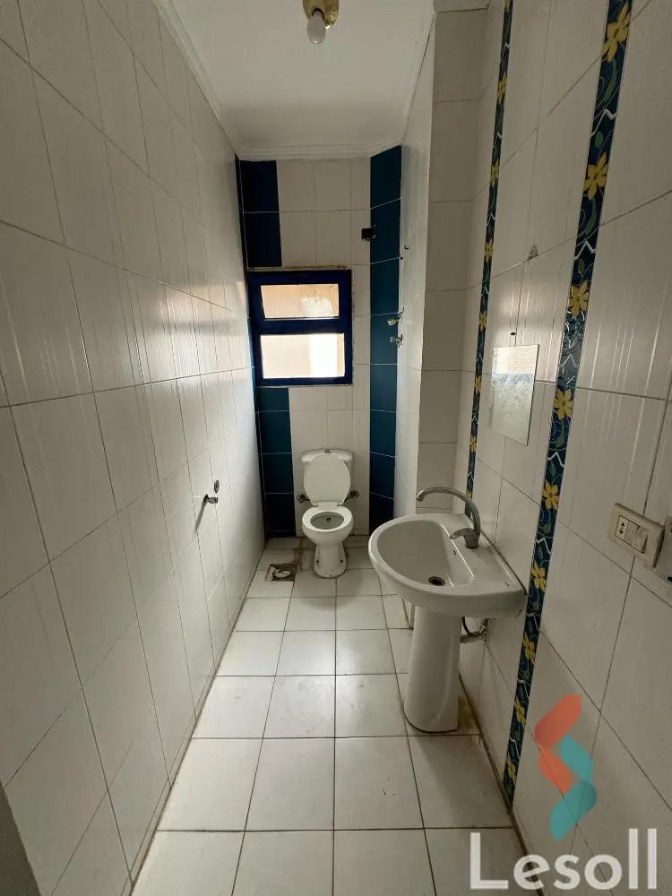 Apartment for monthly rent with an data.area 160 meters and 3 rooms in New Cairo Cairo - Image 2